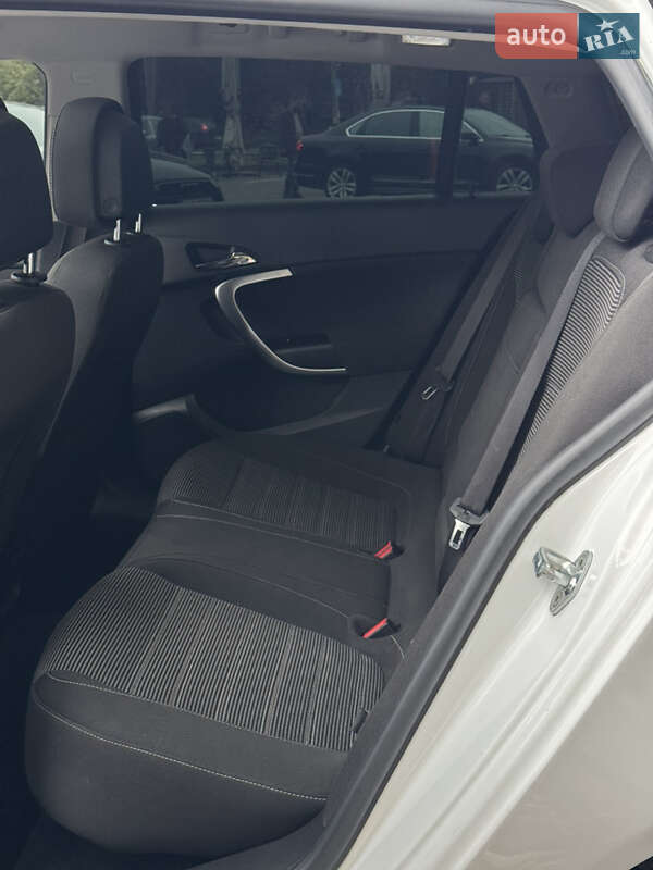 Універсал Opel Insignia 2010 в Броварах фото 17 Універсал Opel Insignia 2010 в Броварах