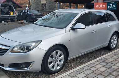 Універсал Opel Insignia 2015 в Тячеві