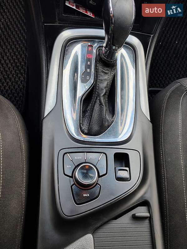 Универсал Opel Insignia 2012 в Киеве