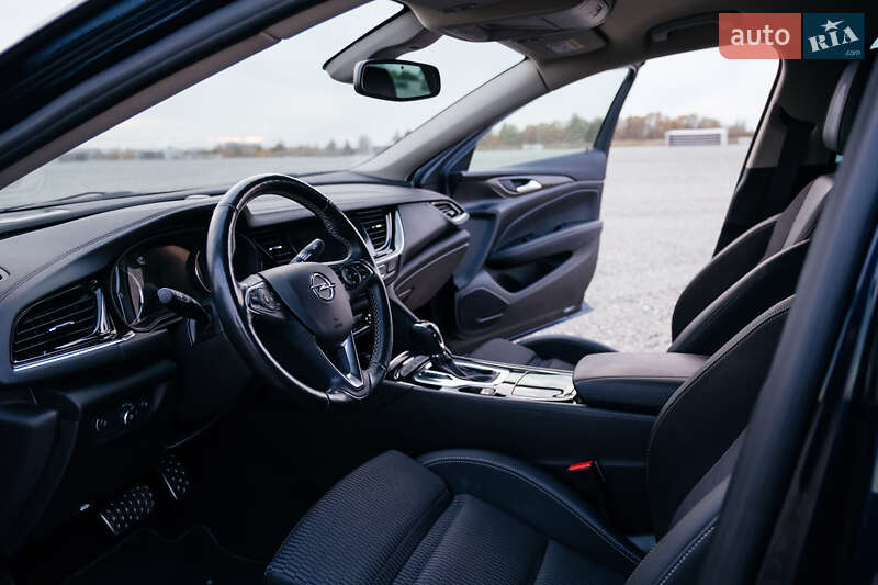 Ліфтбек Opel Insignia 2019 в Тернополі