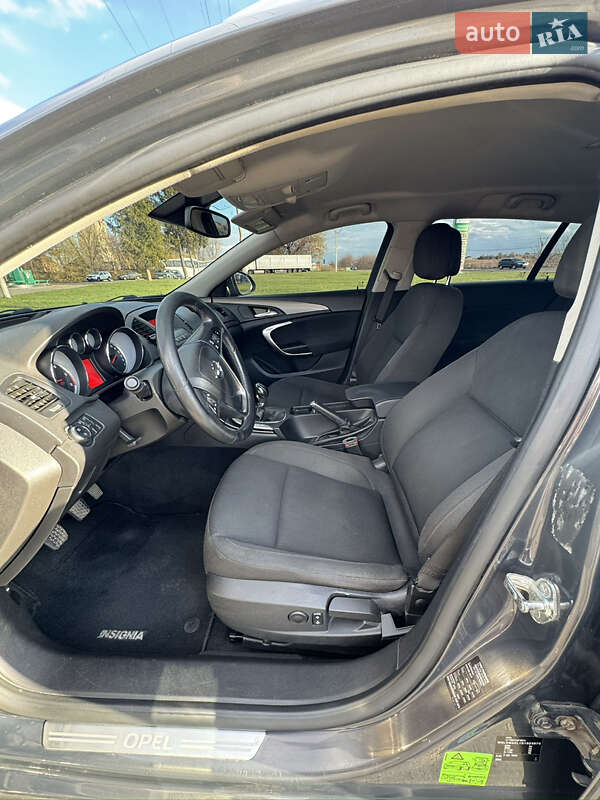Универсал Opel Insignia 2012 в Ровно фото 16 Универсал Opel Insignia 2012 в Ровно