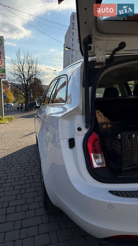 Универсал Opel Insignia 2016 в Хмельницком фото 9 Универсал Opel Insignia 2016 в Хмельницком