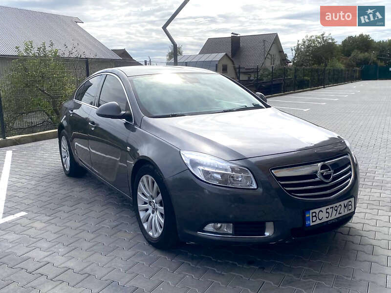 Седан Opel Insignia 2010 в Хмельницком фото 2 Седан Opel Insignia 2010 в Хмельницком