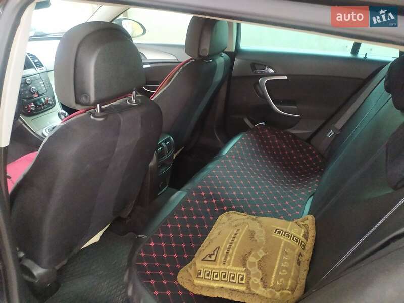 Универсал Opel Insignia 2010 в Шептицькому