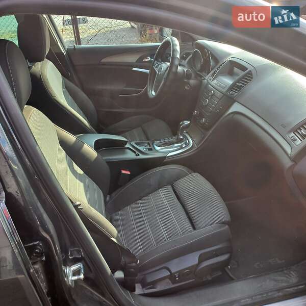 Универсал Opel Insignia 2010 в Днепре