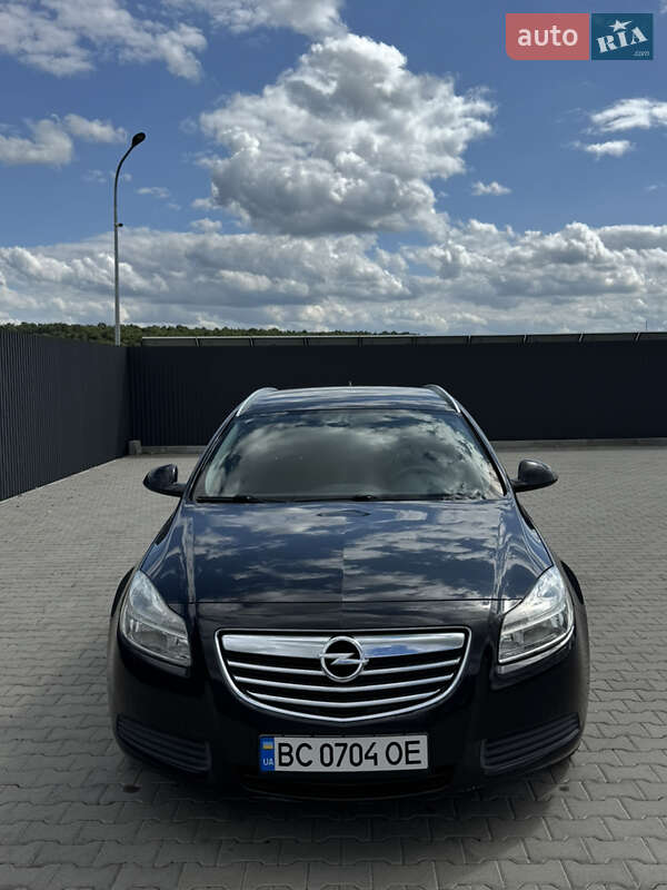 Універсал Opel Insignia 2010 в Хмельницькому