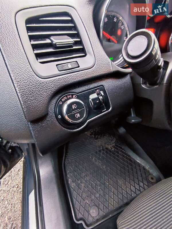 Универсал Opel Insignia 2013 в Виннице