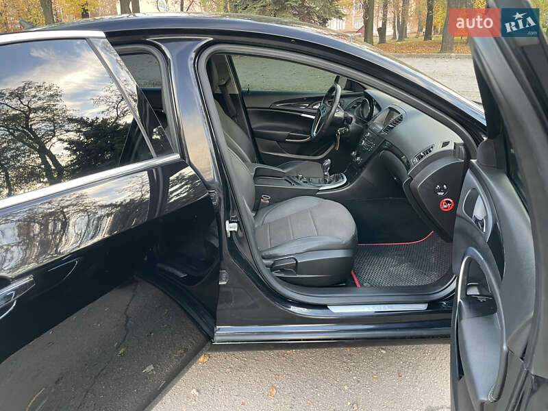 Седан Opel Insignia 2009 в Кривом Роге фото 11 Седан Opel Insignia 2009 в Кривом Роге