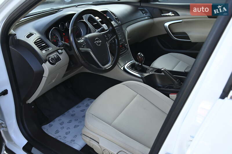 Седан Opel Insignia 2009 в Бердичеве