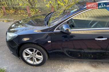 Універсал Opel Insignia 2009 в Києві