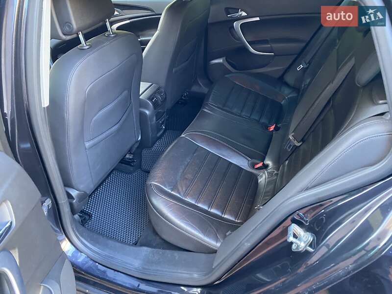 Универсал Opel Insignia 2009 в Киеве