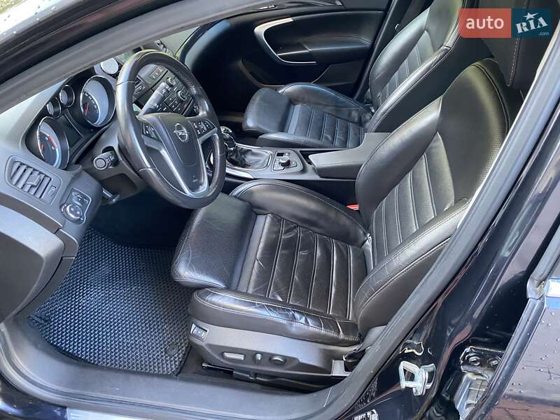 Универсал Opel Insignia 2009 в Киеве
