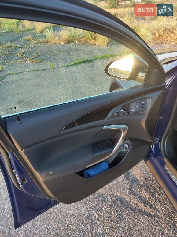 Универсал Opel Insignia 2014 в Баре фото 7 Универсал Opel Insignia 2014 в Баре