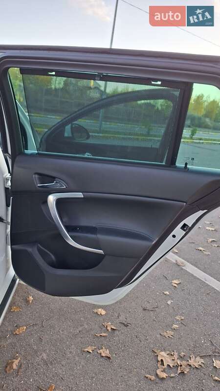 Универсал Opel Insignia 2014 в Киеве фото 21 Универсал Opel Insignia 2014 в Киеве