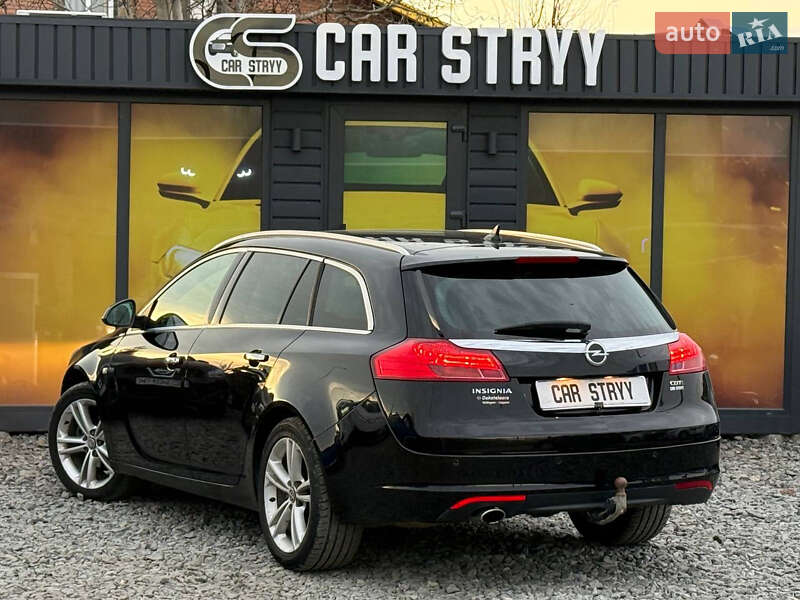 Универсал Opel Insignia 2009 в Стрые