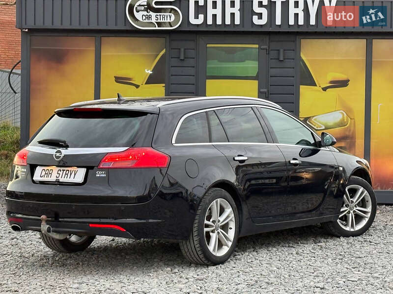Универсал Opel Insignia 2009 в Стрые