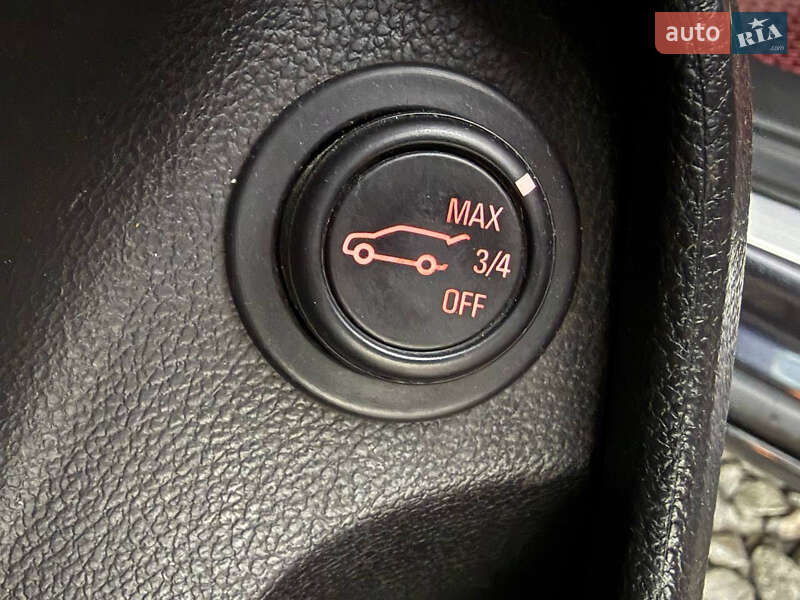 Универсал Opel Insignia 2009 в Стрые