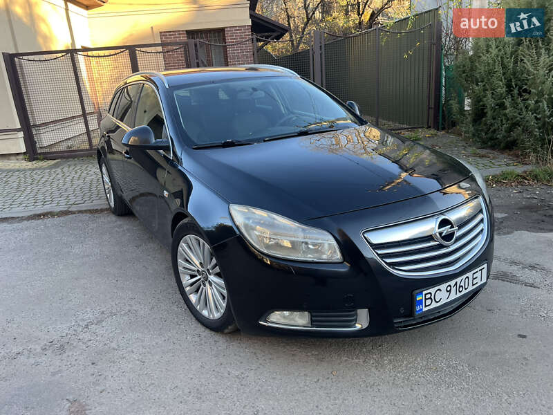 Универсал Opel Insignia 2012 в Львове