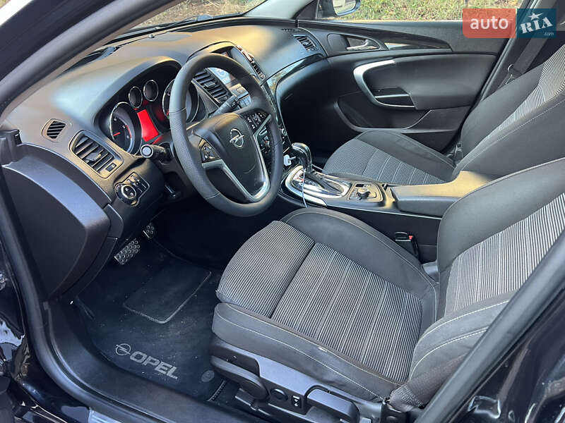 Универсал Opel Insignia 2012 в Львове