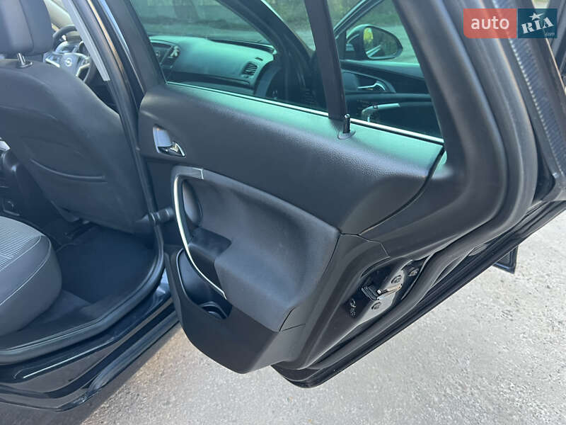 Универсал Opel Insignia 2012 в Львове