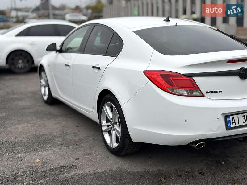 Лифтбек Opel Insignia 2012 в Белой Церкви