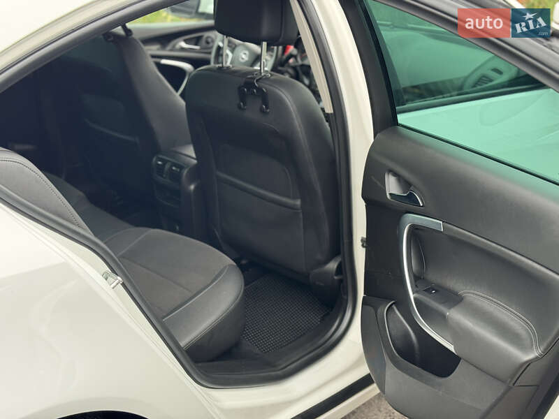 Лифтбек Opel Insignia 2012 в Белой Церкви