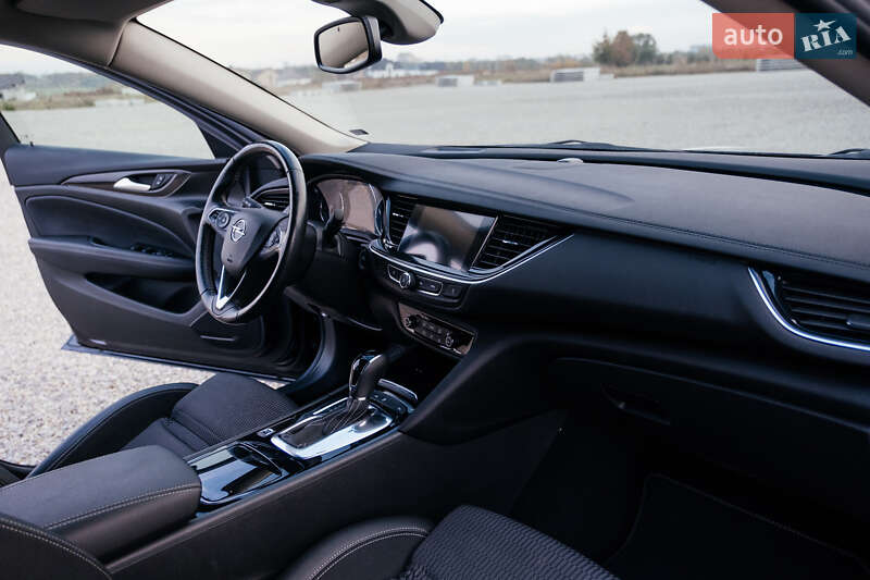Лифтбек Opel Insignia 2019 в Тернополе