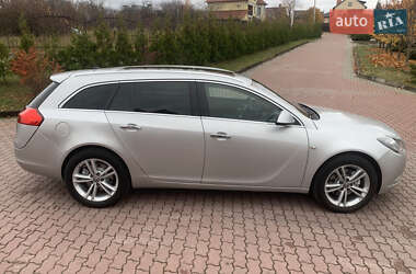 Универсал Opel Insignia 2011 в Черновцах
