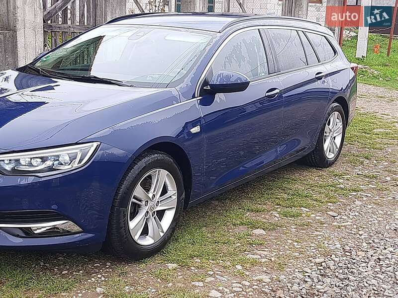 Универсал Opel Insignia 2017 в Хусте фото Универсал Opel Insignia 2017 в Хусте
