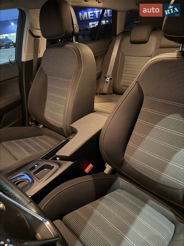 Универсал Opel Insignia 2016 в Житомире