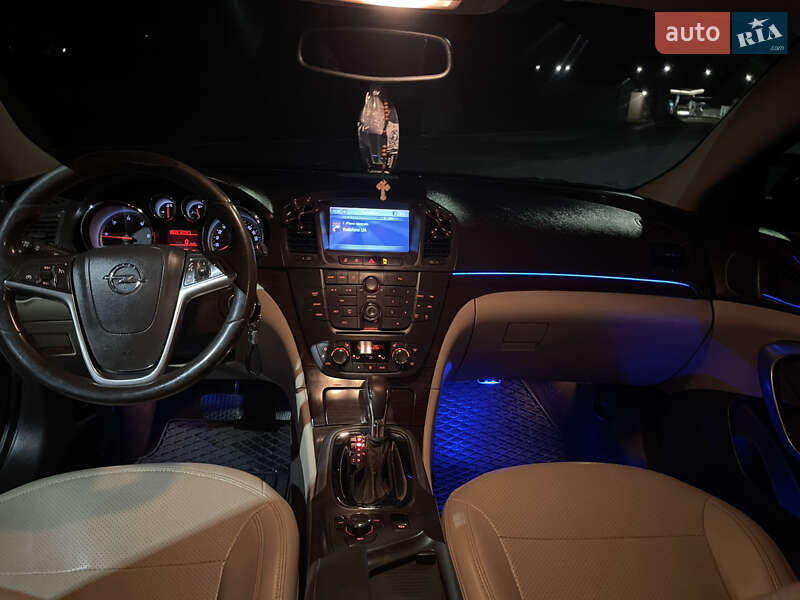 Универсал Opel Insignia 2011 в Ужгороде