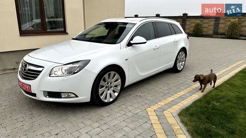 Универсал Opel Insignia 2010 в Луцке