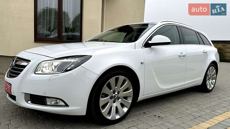 Универсал Opel Insignia 2010 в Луцке