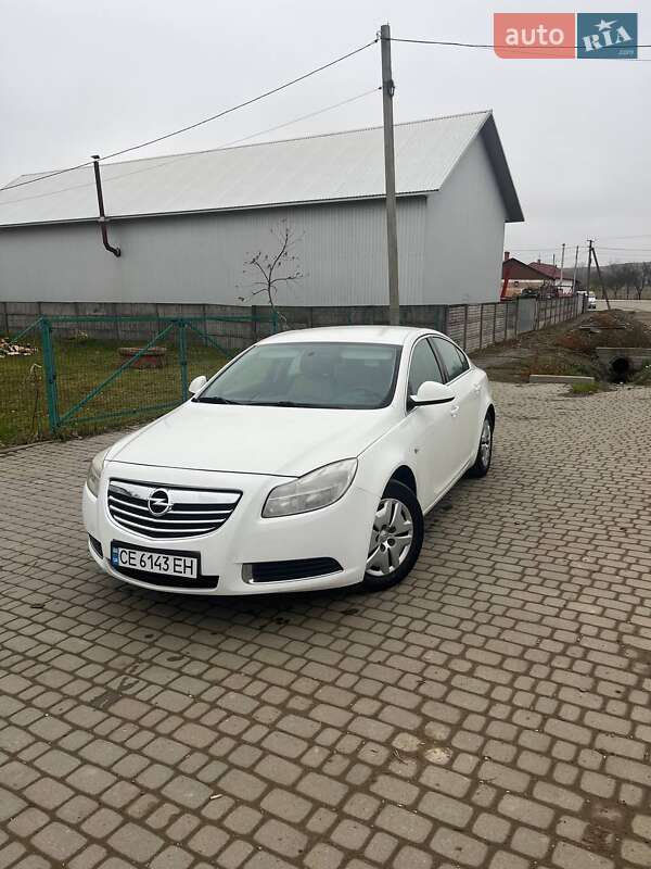 Седан Opel Insignia 2009 в Чернівцях