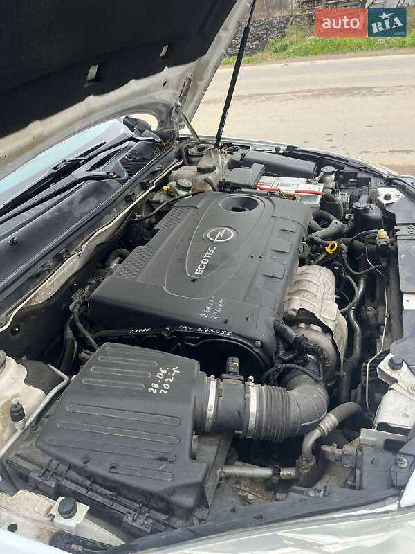 Седан Opel Insignia 2009 в Чернівцях