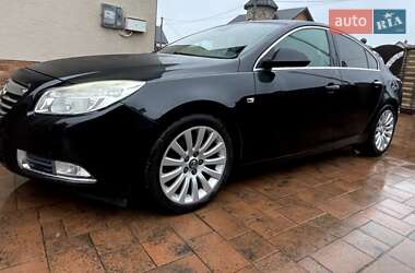 Седан Opel Insignia 2009 в Березному