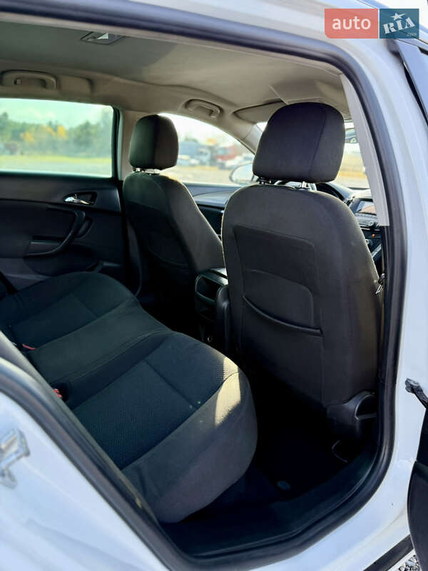 Универсал Opel Insignia 2016 в Новояворовске