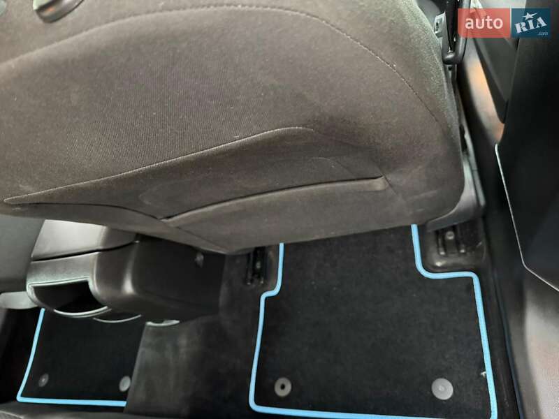 Седан Opel Insignia 2015 в Івано-Франківську