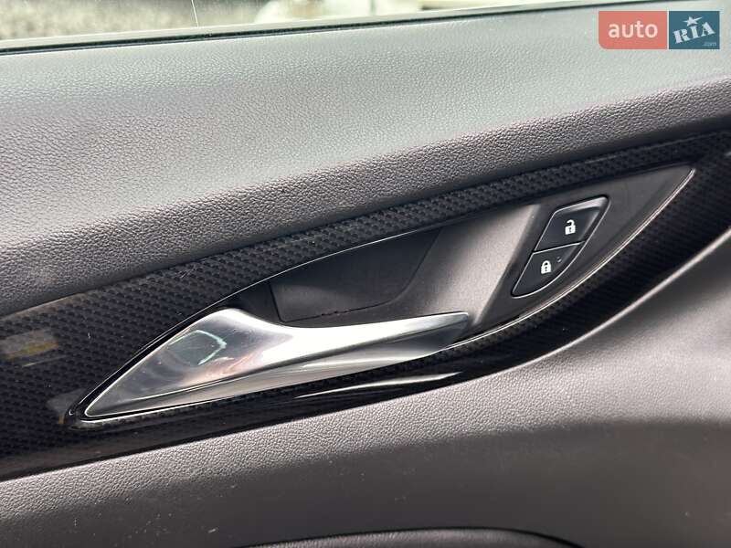 Универсал Opel Insignia 2018 в Киеве