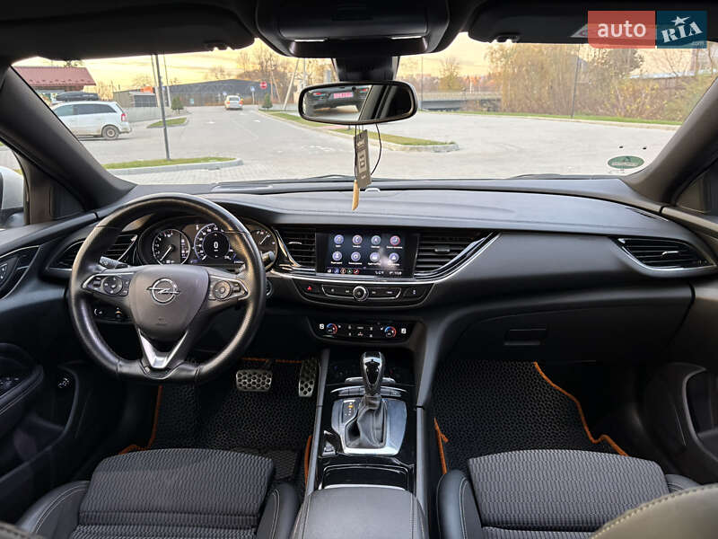 Универсал Opel Insignia 2018 в Бережанах