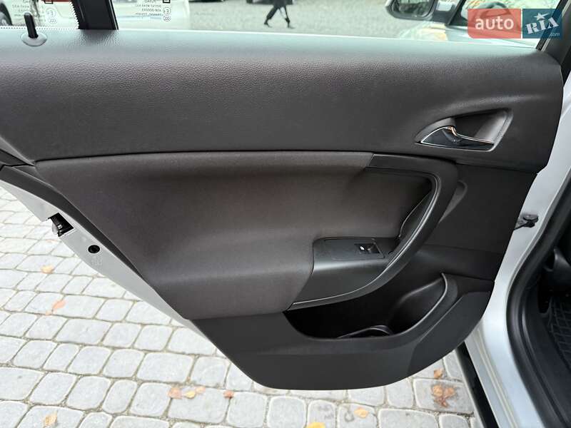 Универсал Opel Insignia 2012 в Виннице фото 44 Универсал Opel Insignia 2012 в Виннице