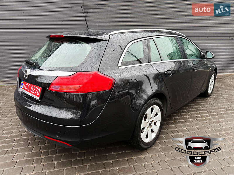 Універсал Opel Insignia 2010 в Кам'янському