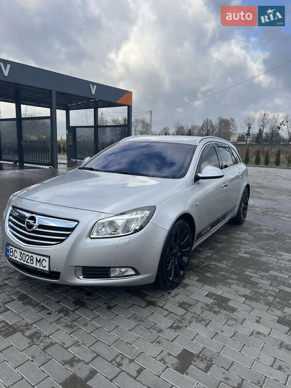 Opel Insignia 2010