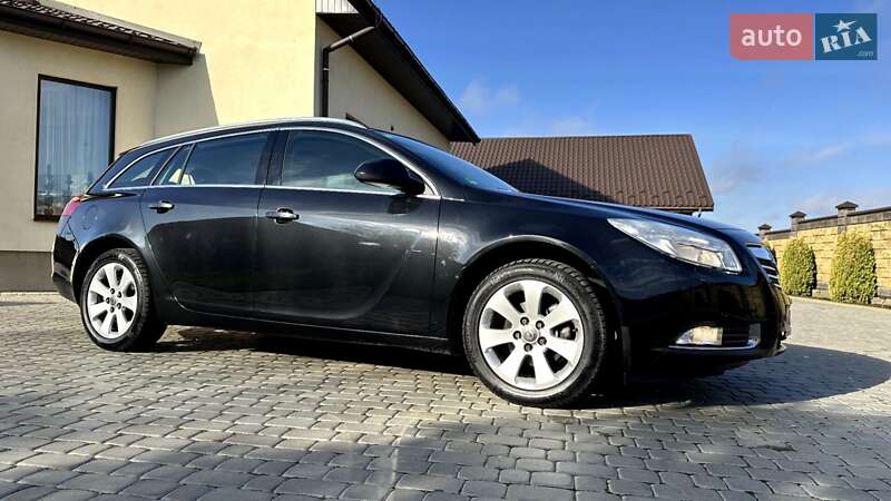 Універсал Opel Insignia 2010 в Луцьку