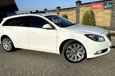 Універсал Opel Insignia 2010 в Луцьку