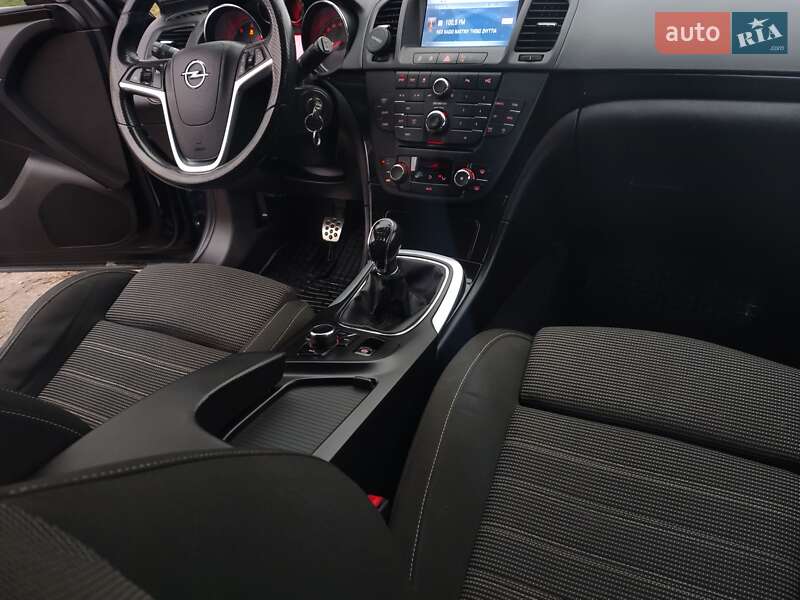 Універсал Opel Insignia 2010 в Шептицькому