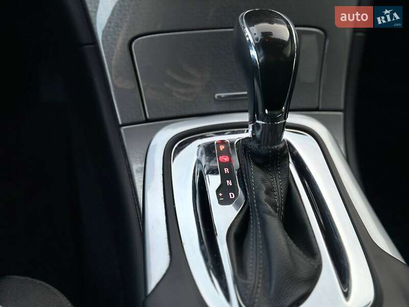 Универсал Opel Insignia 2016 в Киеве