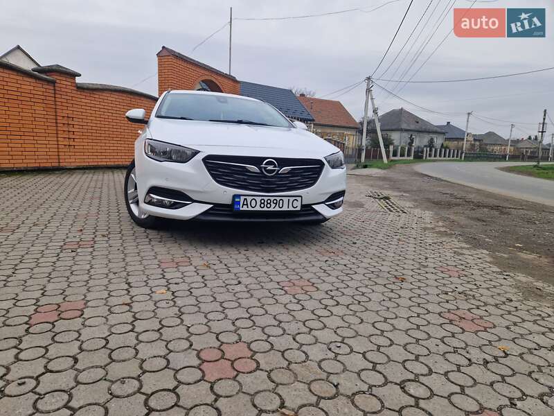 Универсал Opel Insignia 2018 в Ужгороде