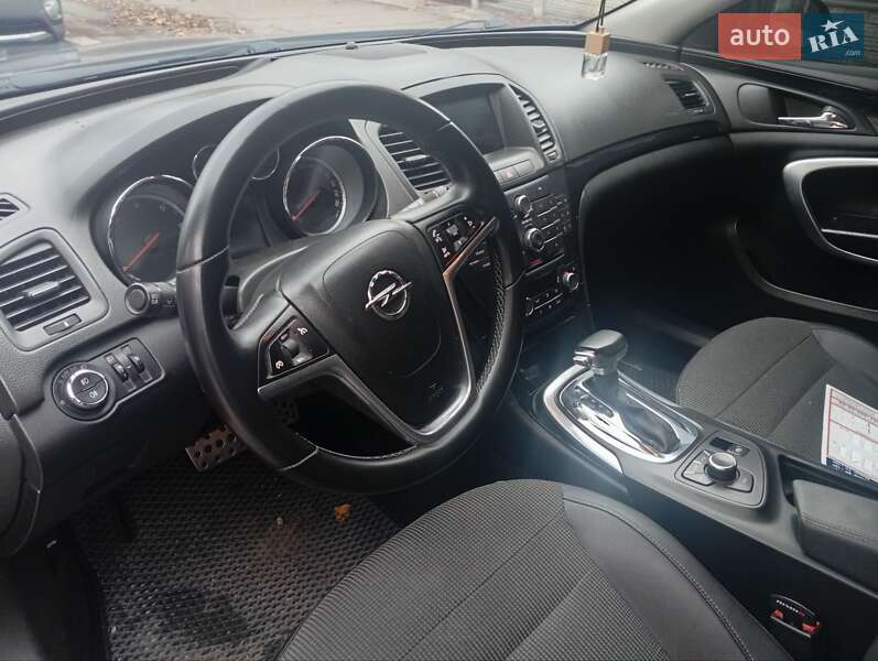 Універсал Opel Insignia 2010 в Вінниці