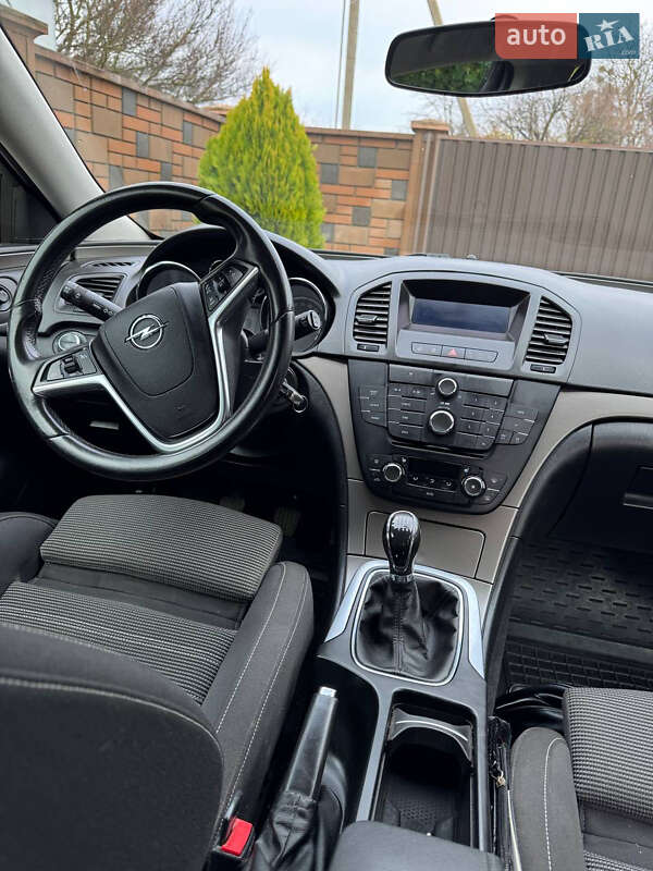 Универсал Opel Insignia 2012 в Полтаве